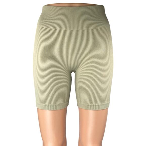 Adanola Women's Olive Green Rib Knit Mid Rise Activewear Yoga Gym Biker Shorts S - Picture 1 of 4